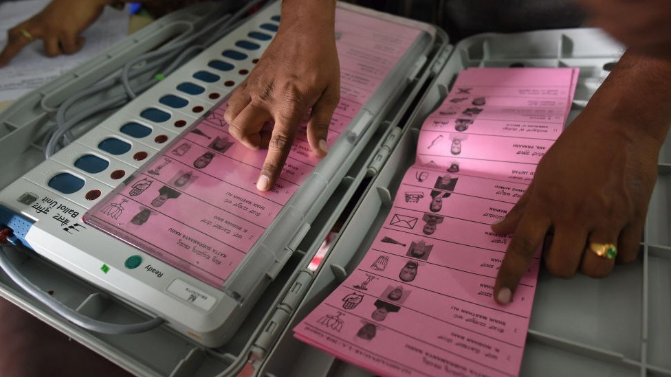 மாதிரி வாக்குப்பதிவு முதல் வாக்குப்பதிவு நிறைவு வரை நடைபெறும் செயல்முறைகள்