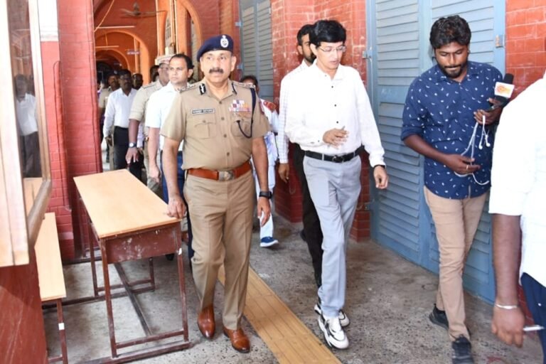 சென்னையில் உள்ள வாக்கு எண்ணும் மையத்தில் காவல் ஆணையாளர், மாநகராட்சி ஆணையாளர் ஆய்வு!