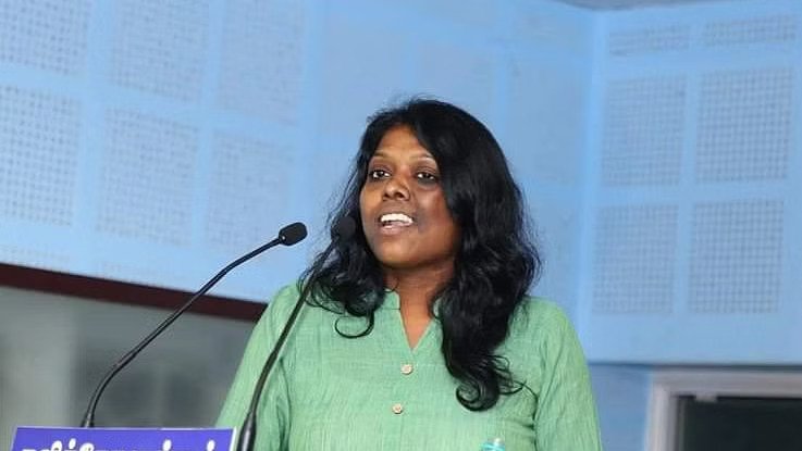 ஊடக துறையில் பெண்கள் தங்களுக்கான அங்கீகாரத்தை பெற போராட வேண்டி உள்ளது