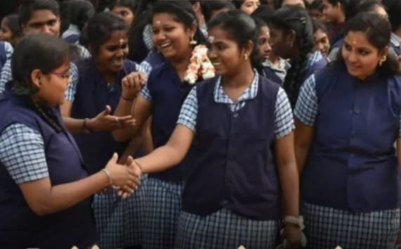 12 ஆம் வகுப்பு பொது தேர்வில் ஒட்டுமொத்தமாக 94.56% மாணவர்கள் தேர்ச்சி!