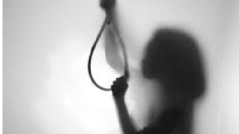 மாங்காடு : காதலனை பழிவாங்க திருநங்கை எடுத்த விபரீத முடிவு.