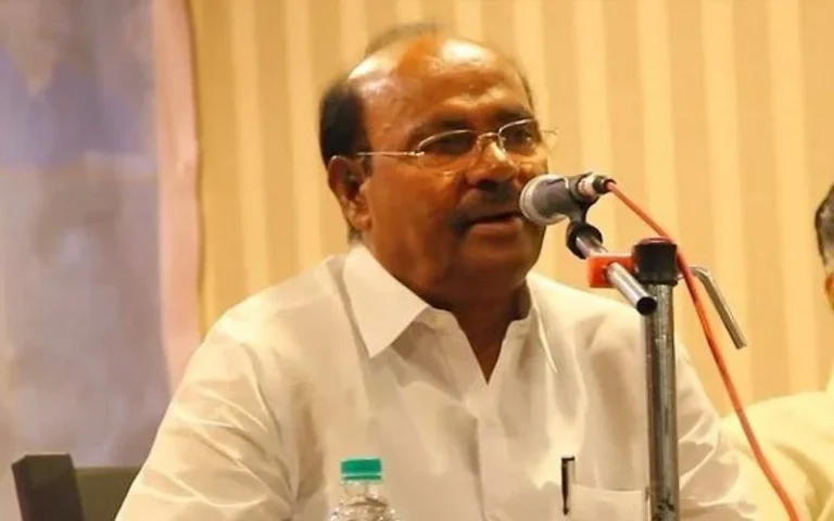 தமிழக மக்கள் அரசின் மீதும் சென்னை மாநகராட்சியின் மீதும் நம்பிக்கை இழந்தாக – ராமதாஸ் . குற்றச்சாட்டு.