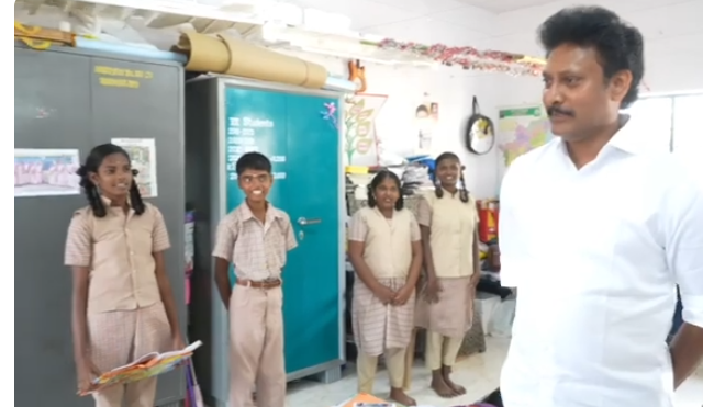 233 தொகுதிகளில் நேரடியாக ஆய்வு செய்த -மாண்புமிகு பள்ளிக் கல்வித் துறை அமைச்சர் திரு. அன்பில் மகேஸ் பொய்யாமொழி!
